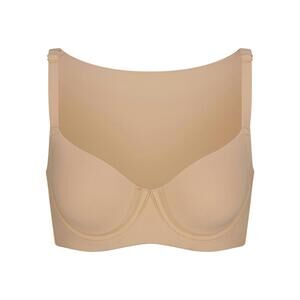 SKIMS FITS EVERYBODY BACK SMOOTHING FULL COVERAGE BRA